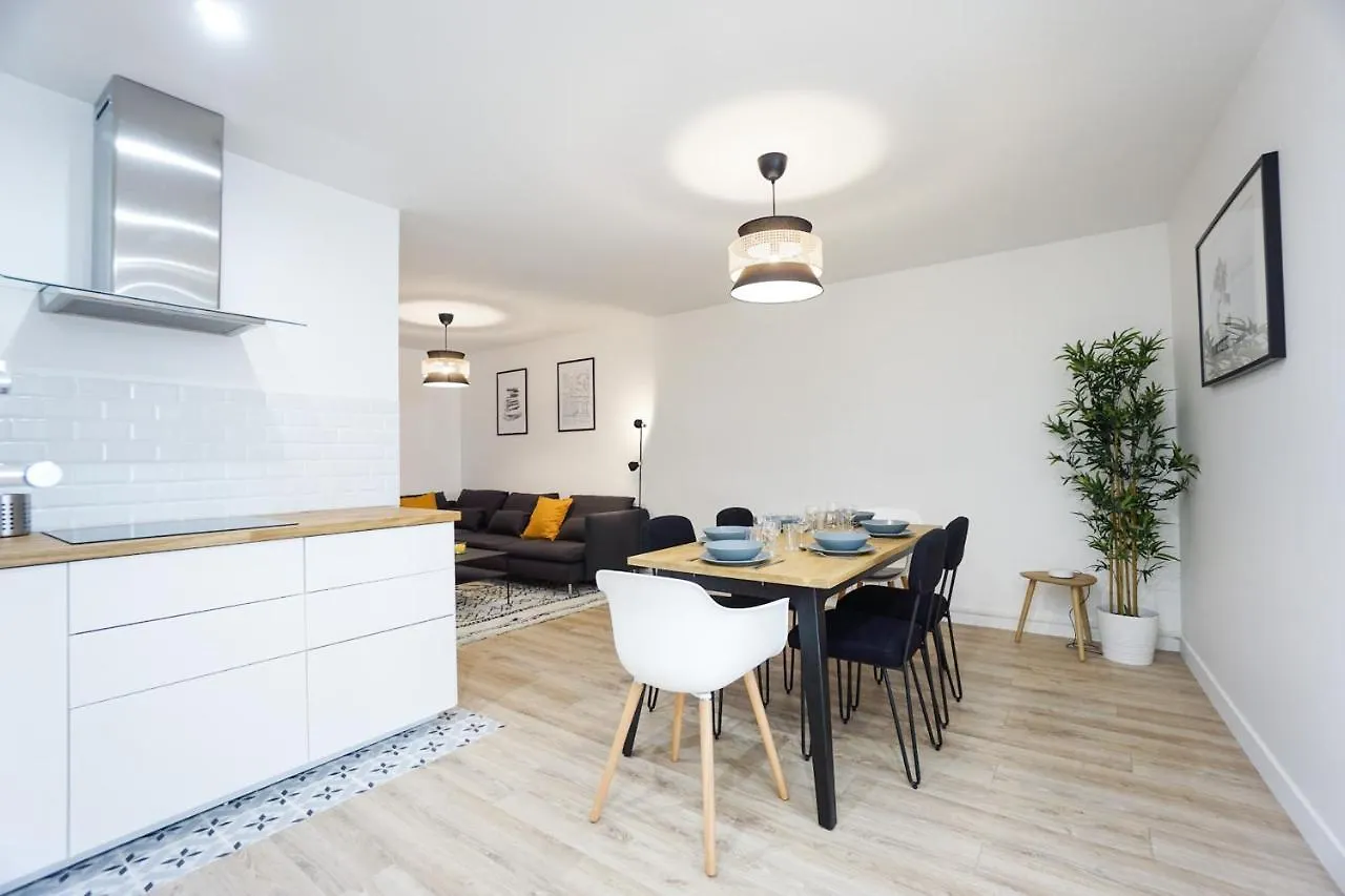 Spacious Near The Champs De Mars *