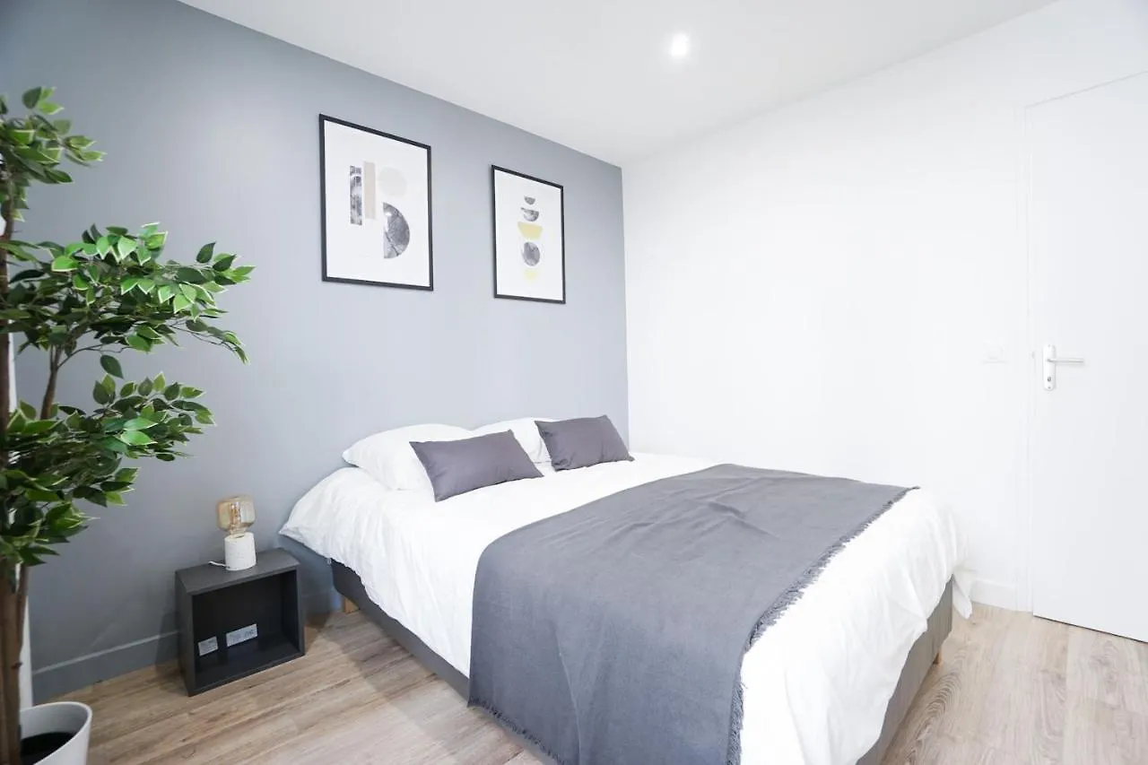 Spacious Near The Champs De Mars Apartment *